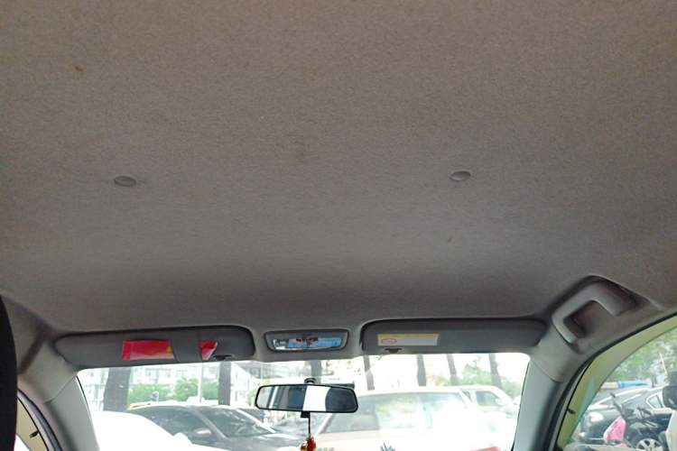 Used Toyota YARiS L Zhi Xuan 2015 1.5E Automatic Charm Edition Headliner