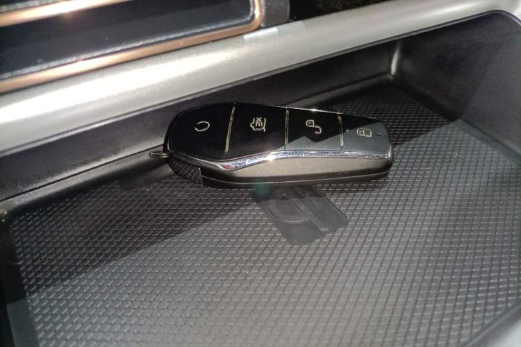 Used BYD Song Pro New Energy 2022 DM-i 110km Flagship Pro Model Interior 1