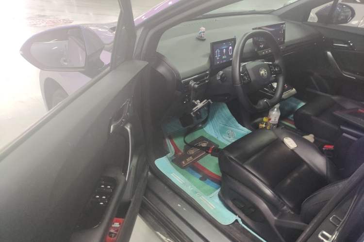 Used MG 4 EV 2022 425 km Luxury Edition
