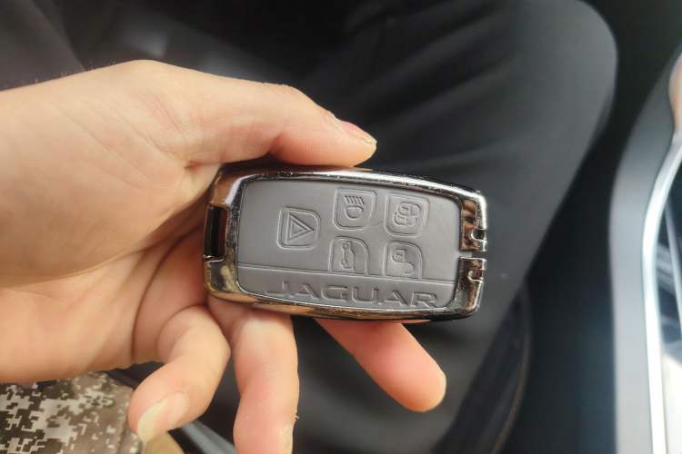 Used Jaguar XEL 2019 2.0T 250 PS Premium Edition
