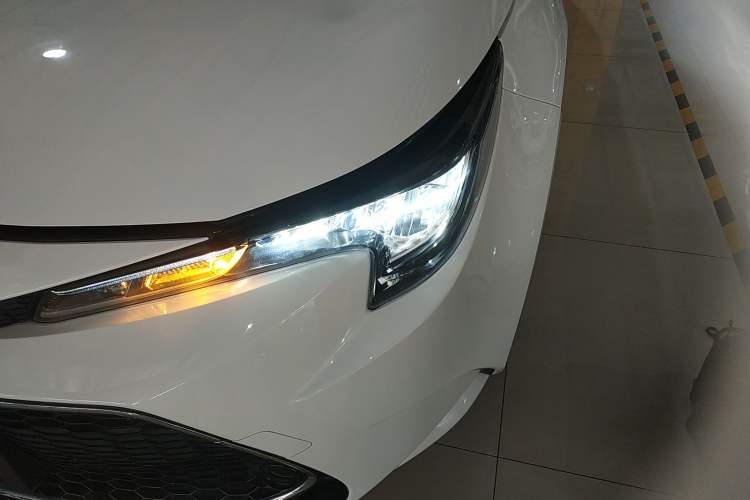 Used Toyota Levin 2022 185T CVT Luxury Edition Left Front Headlight