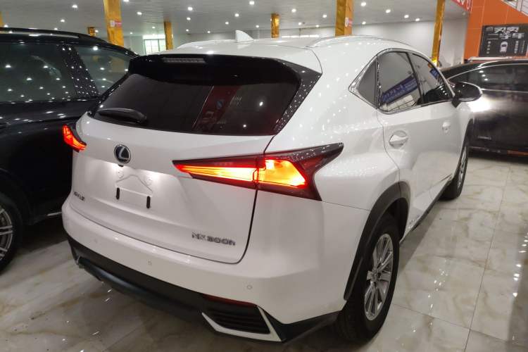 Used Lexus NX 2017 300h Front-Drive FENGSHANG Edition
