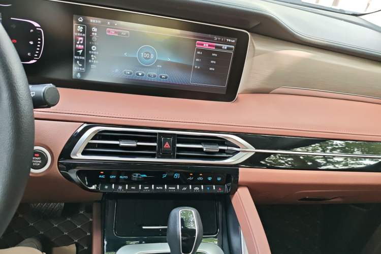 Used Haima 7X 2020 1.6 TGDI Automatic Luxury Model Audio And AC Panel