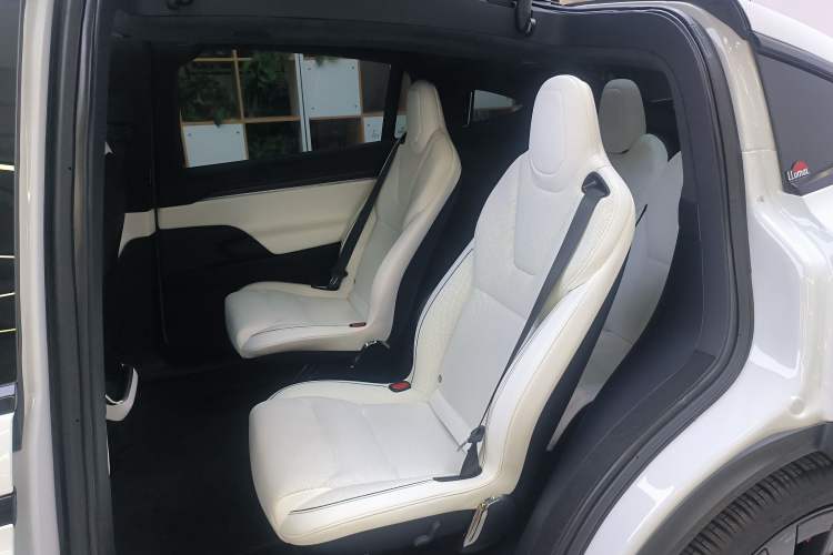 Used Tesla Model X 2023 Three-Motor All-Wheel-Drive Plaid Version