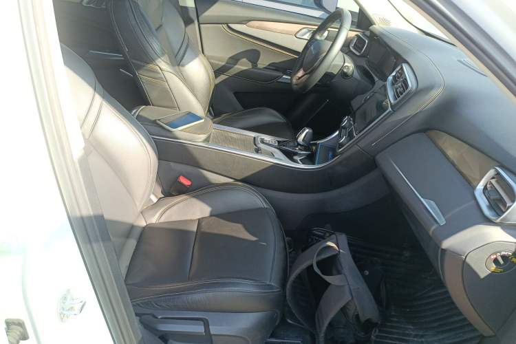 Used Lynk & Co 01 2017 2.0T Two-Wheel-Drive Version Right Front Seat