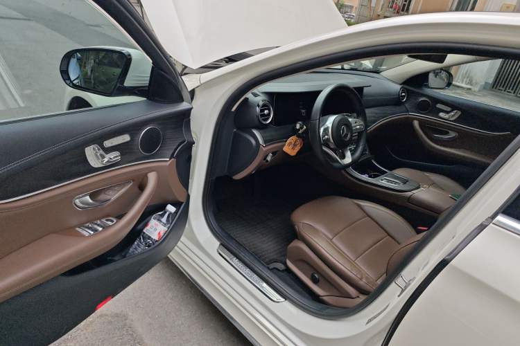 Used Mercedes-Benz E-Class 2020 Restyled E 300 L Sporty and Stylish Edition
