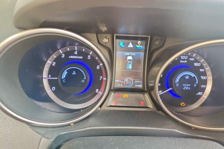 Used CHANGAN CS75 2016 2.0L Manual Luxury Version China V Standard
