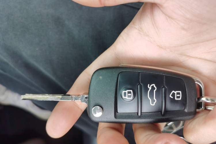 Used Audi Q2L 2020 35 TFSI Fashionable and Elegant Model Vehicle Key