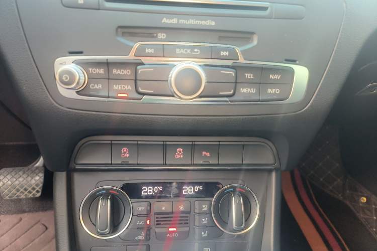 Used Audi Q3 2017 30 TFSI Fashion Model