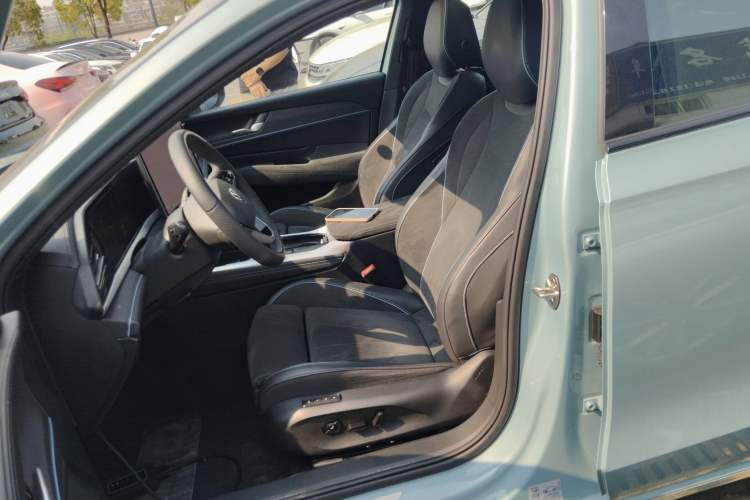 Used Volkswagen Passat 2025 Pro 380TSI Starry Dragon Luxury Edition Left Front Seat