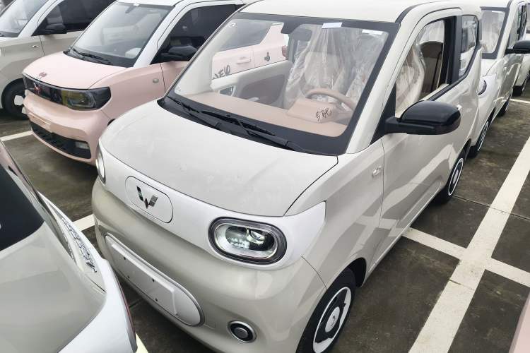 Used Wuling Hongguang MINIEV 2024 3rd Generation 215km Youth Edition