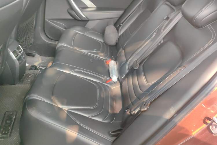 Used DS 6 2014 1.6T Luxury Edition THP160 Left Rear Seat