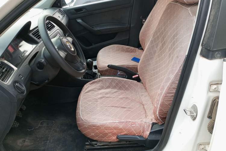 Used Volkswagen Santana 2015 1.4L Manual Fashion Edition Left Front Seat