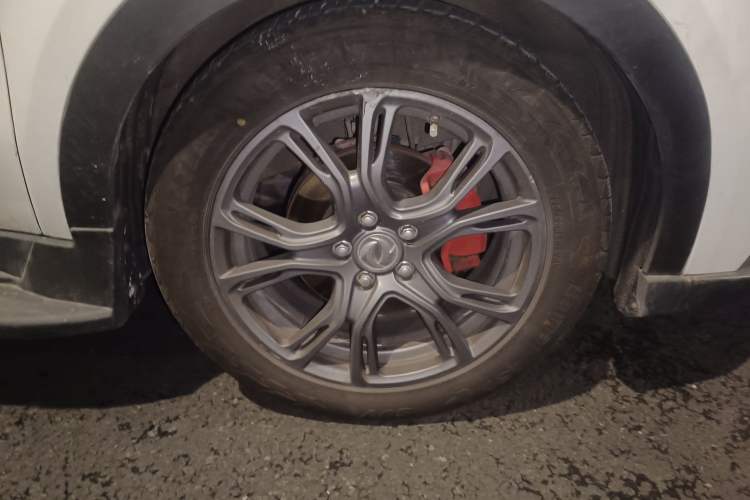 Used Dongfeng Fengon 580 2018 1.5T CVT Smart Connectivity Version
