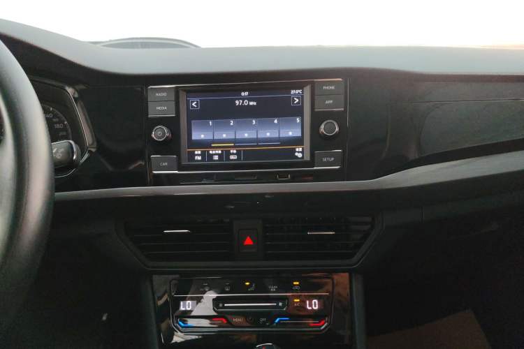 Used Volkswagen Bora 2020 1.5L Automatic Elite Version Audio And AC Panel