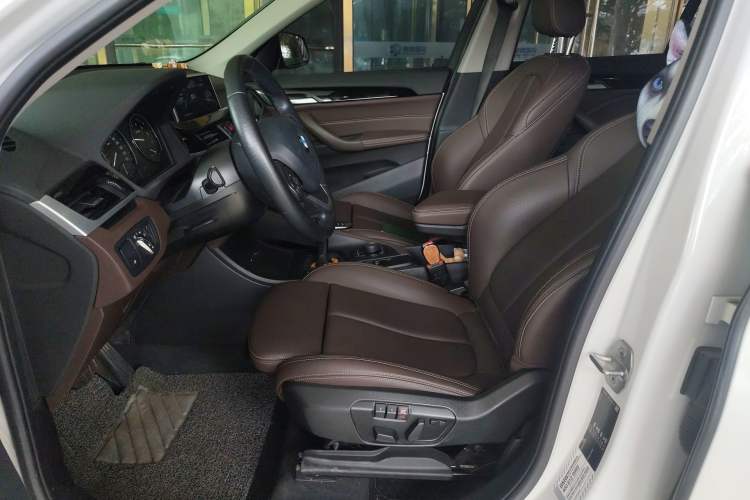 Used BMW X1 2020 sDrive20Li Fashion Model Left Front Seat