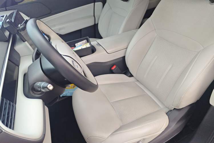 Used XPeng G6 2023 700 Four-Wheel Drive Performance Max
