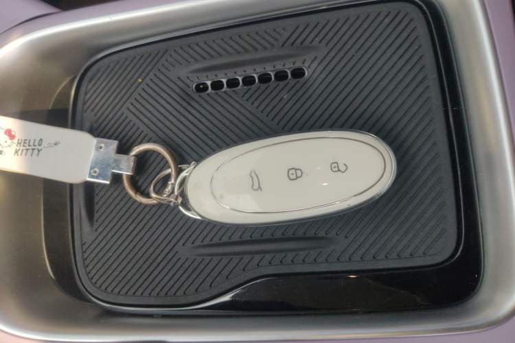 Used Dongfeng NAMMI 01 2024 New Edition 330 Plus Smart+ Interior 1