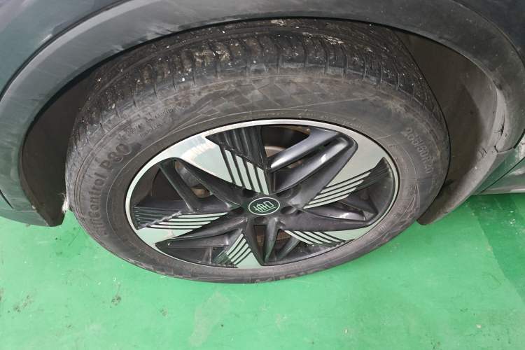 Used BYD Tang New Energy 2024 DM-i Glory Edition 112KM Prestige Model