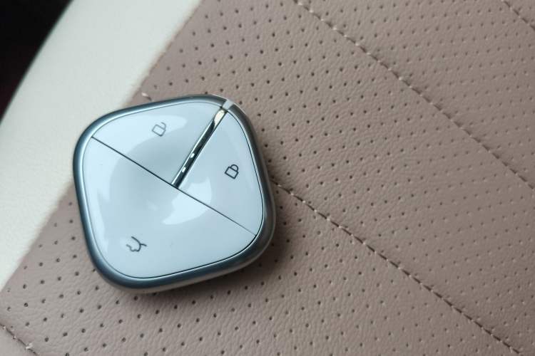 Used Wuling Hongguang MINIEV 2025 Four-Door Version Zhenxiang+ Edition Vehicle Key