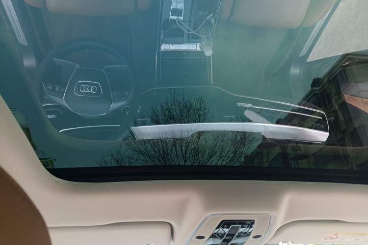 Used Audi A8 2019 A8L 50 TFSI quattro Comfort Model Headliner