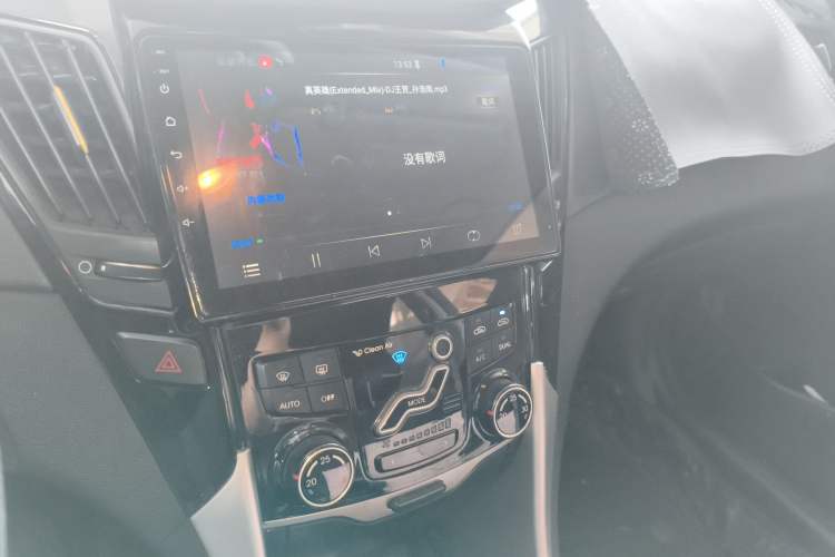 Used Hyundai Sonata 2011 2.0L Automatic Leading Edition Audio And AC Panel