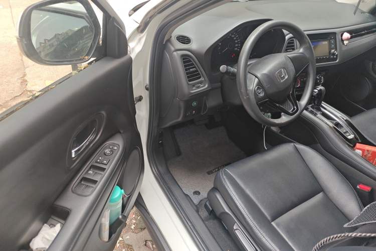 Used Honda Vezel 2015 1.5L CVT two-wheel drive Comfort trim