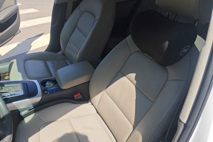 Used Audi A4L 2012 2.0 TFSI automatic standard version Left Front Seat