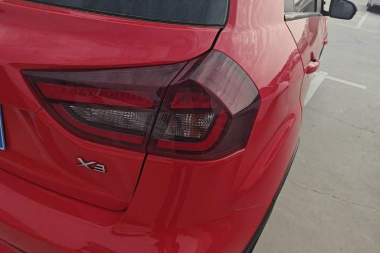 Used Geely Auto Vision X3 2021 PRO 1.5L CVT Deluxe Model Right Rear Taillight