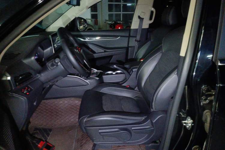 Used SAIC MAXUS D90 2017 2.0T Automatic Two-Wheel Drive Mercury Base Edition