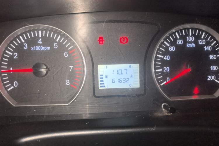 Used FORTHING Lingzhi 2017 Restyled M3L 1.6L 7-Seater Comfort Version
