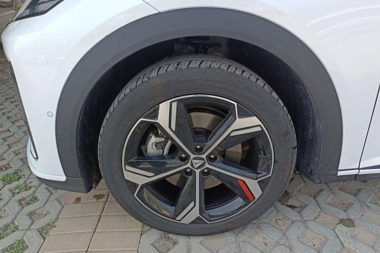 Used Deepal S07 2026 230Ultra with Huawei Qiankun ADS SE Edition
