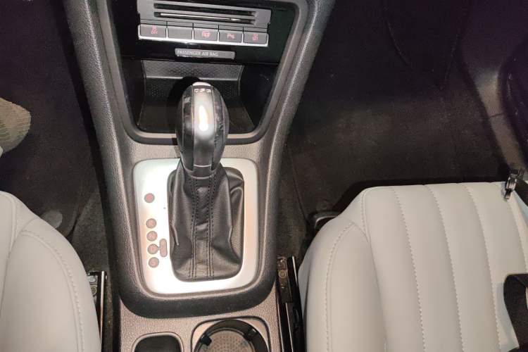 Used Volkswagen Sharan 2013 2.0 TSI Comfort Model