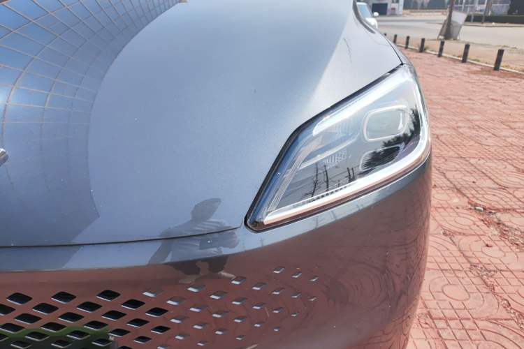 Used Wuling Hongguang New Energy 2025 Extended-Range Hybrid 50KM Comfort Version Left Front Headlight