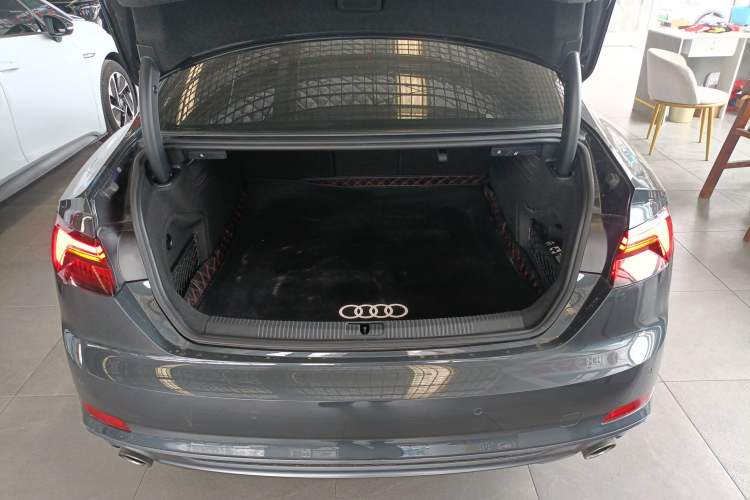 Used Audi A5 2019 Coupe 40 TFSI Fashion Edition China V Emission Standard