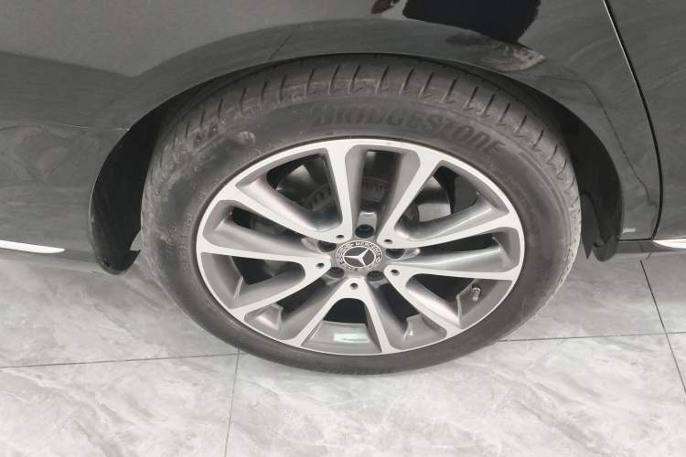 Used Mercedes-Benz E-Class 2019 Facelifted E 300 L Stylish Version