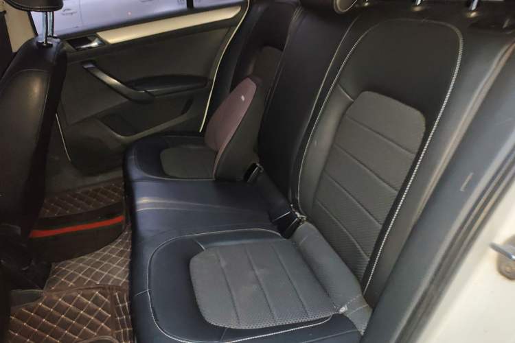 Used Skoda Rapid Spaceback 2016 Revised 1.6L Manual Chuanxing Edition