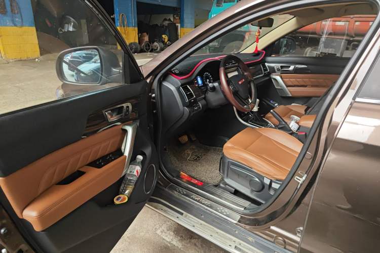Used Haval H2 2015 1.5T Automatic Two-Wheel Drive Elite Edition Driver Seat