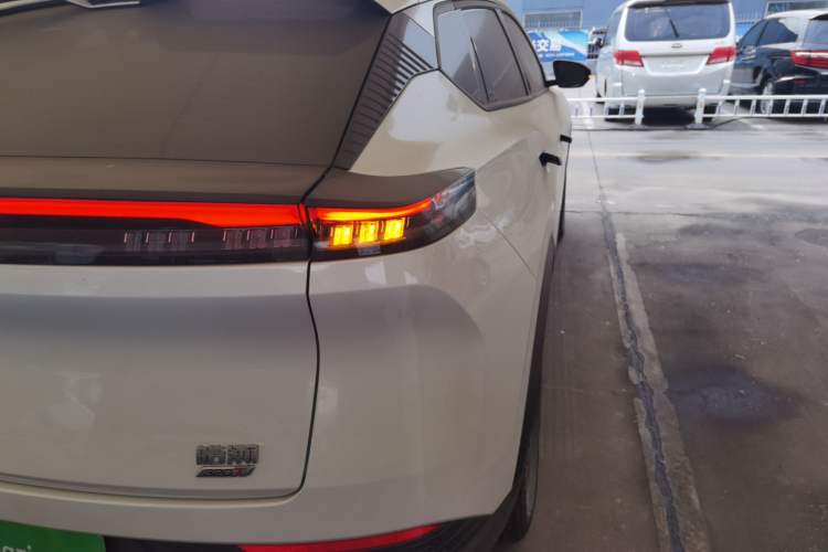 Used Dongfeng Aeolus Mage 2025 1.5T Luxury Version
