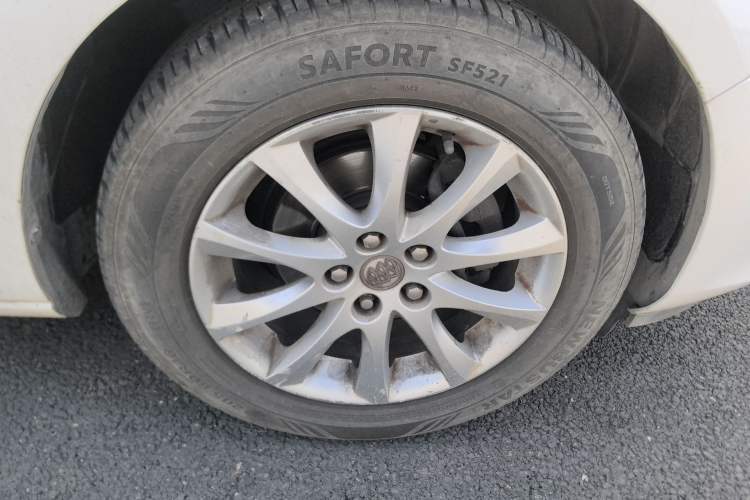 Used Buick GT 2014 XT 1.6L Automatic Fashion Edition
