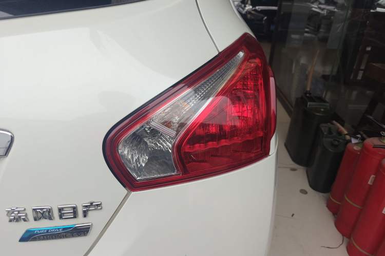 Used Nissan Tiida 2011 1.6L CVT Luxury Edition