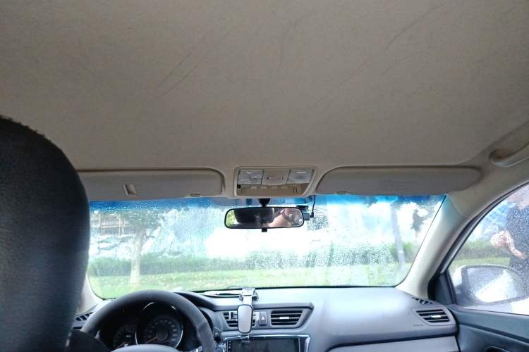 Used Kia K2 2012 Sedan 1.4L Automatic GLS Commemorative Edition Headliner