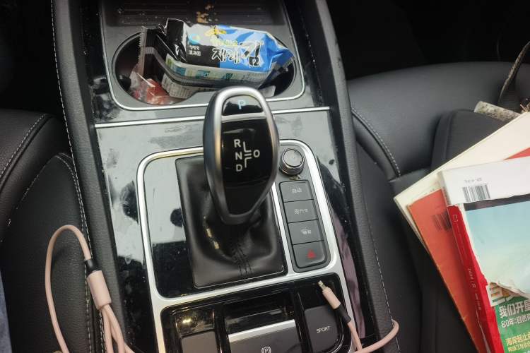 Used BYD Song MAX 2019 1.5T Automatic Smart Connect Ruiyi Sunroof Model 7 Seats China VI Standard Gear Lever