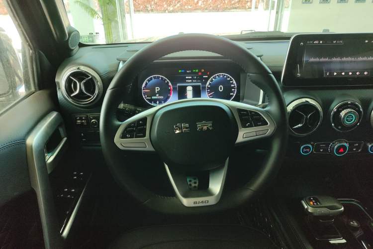 Used BAIC Off-Road BJ40 2020 2.0T Automatic Four-Wheel Drive Urban Hunter Edition Chivalrous Type