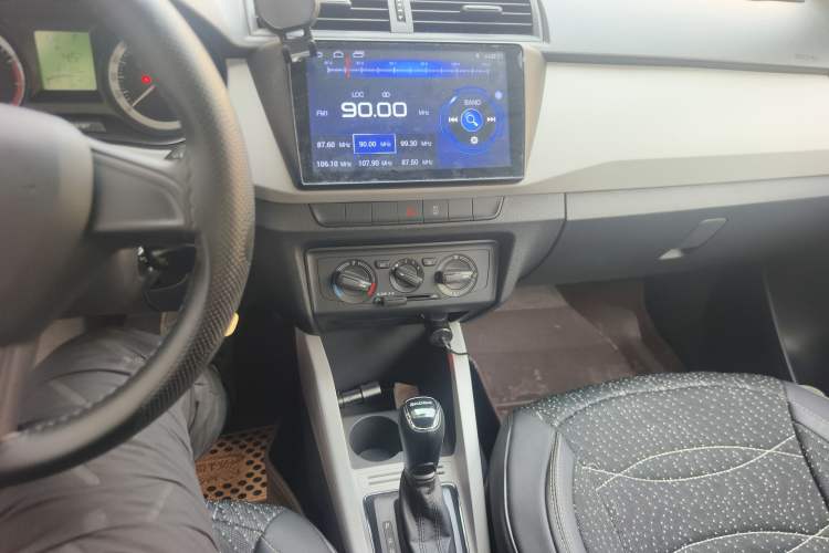 Used Skoda Fabia 2017 1.4L Automatic Car Enjoy Edition
