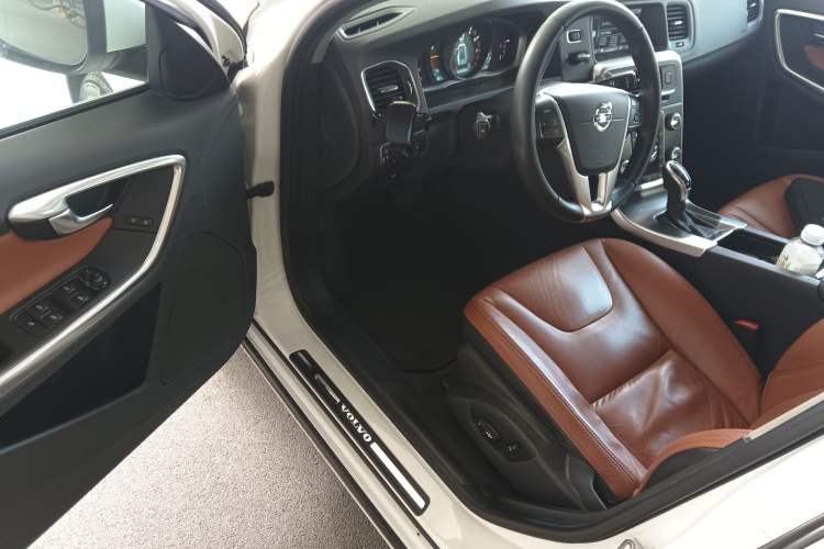 Used Volvo S60 2014 S60L T5 Intelligent Drive Edition Driver Seat