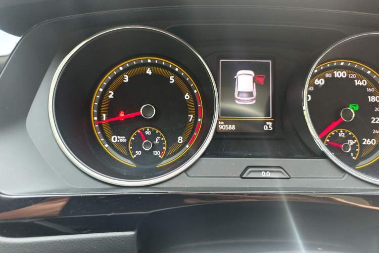 Used Volkswagen Tiguan L 2021 330TSI Automatic Two-Wheel Drive Smart Edition
