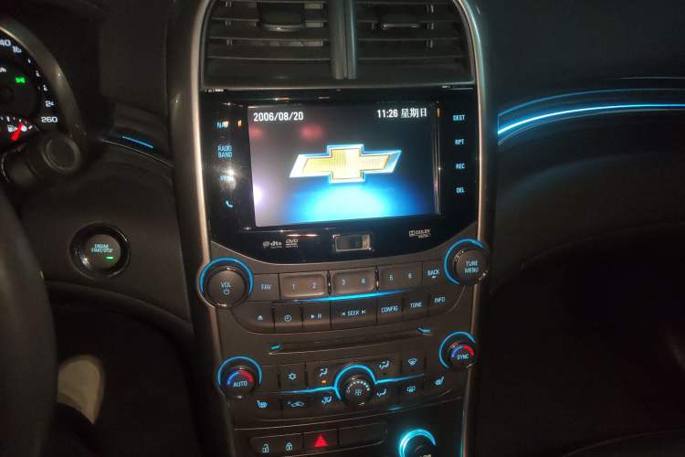 Used Chevrolet Malibu 2012 2.4L Automatic Flagship Edition Audio And AC Panel