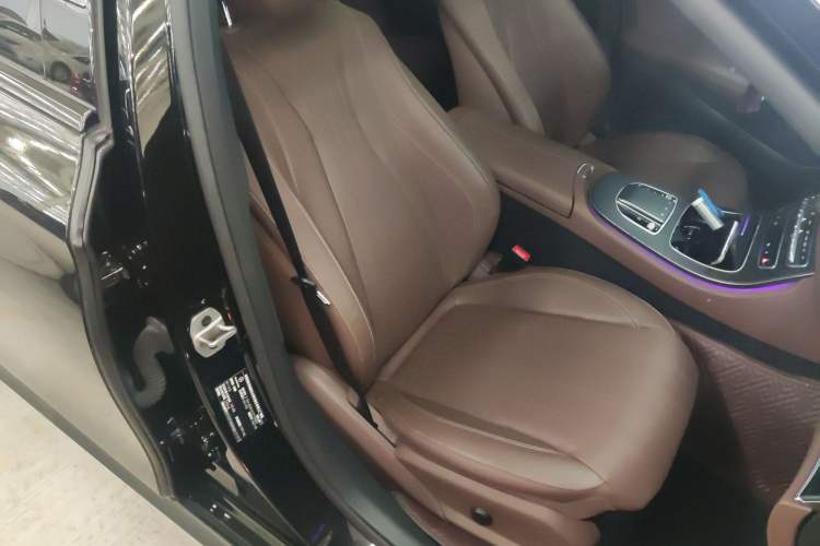 Used Mercedes-Benz E-Class 2021 Restyled E 260 Luxury Sports Edition
