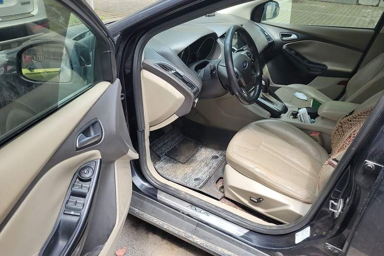 Used Ford Focus 2012 Sedan 1.6L Automatic Prestige Model Driver Seat